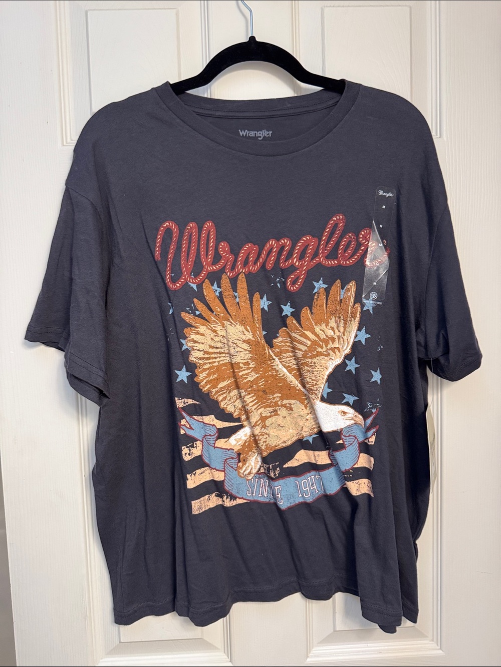 Wrangler Retro Oversized Black Tee Eagle Graphic Tee with Patriotic Accents